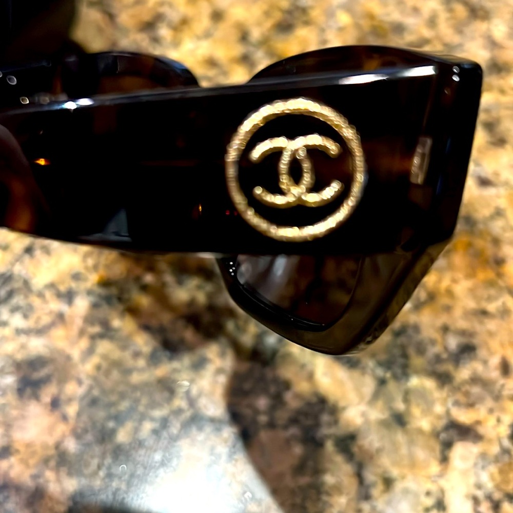 CHANEL Sunglasses- 💯 AUTHENTIC